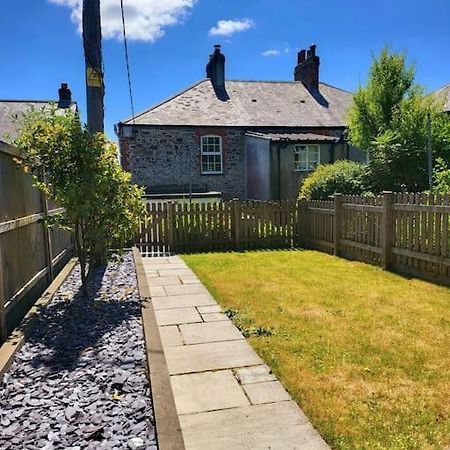 8 Duke Street - Launceston Cornwall Экстерьер фото